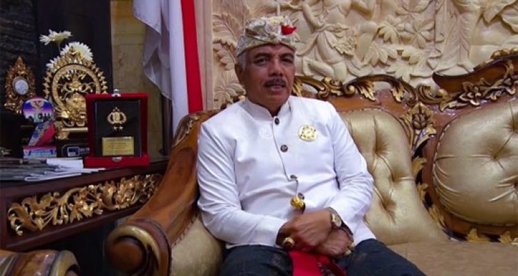 Ketua Asosiasi Forum Komunikasi Umat Beragama (FKUB) Indonesia dan Provinsi Bali serta sekaligus juga sebagai Ketua Majelis Desa Adat Provinsi Bali, Ida Penglingsir Agung Putra Sukahet