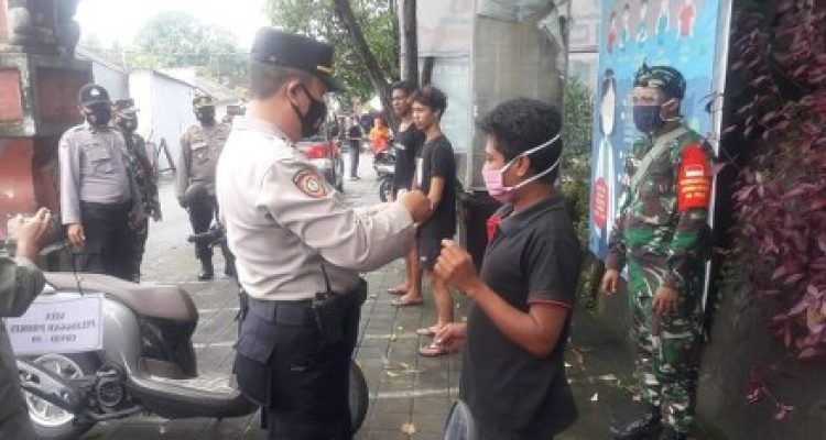 c2a40bab-7463-404e-bfc5-fd8bbe2da1de_437x300