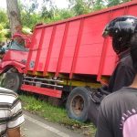 Truk nabrak pohon bertempat Jalan umum Dpsr-GlmnkĀ Depan Pura Dalem Candikusuma, Banjar Tirta Kusuma, Ds. Candikusuma ,Kec.Melaya KM 109 - 110 Truk nabrak pohon bertempat Jalan umum Dpsr-GlmnkĀ Depan Pura Dalem Candikusuma, Banjar Tirta Kusuma, Ds. Candikusuma ,Kec.Melaya KM 109 - 110