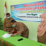 Penandatanganan Peresmian SMPN 1 Cepiring sebagai Sekolah Ramah Anak