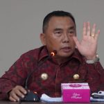 Ket poto, Bupati Jembrana I Nengah Tamba