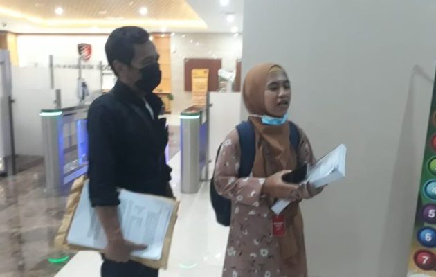 Wulandari saat mendatangi Bareskrim Mabes Polri