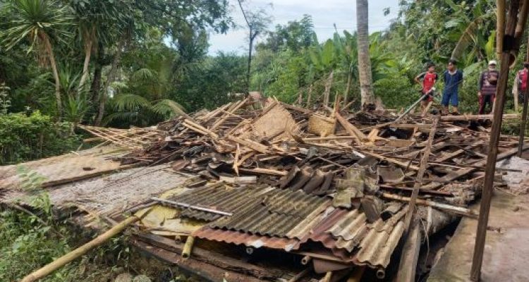 Ket poto: Bekas rumah milik Jro Made Melati di Melaya Kranjan Ket poto: Bekas rumah milik Jro Made Melati di Melaya Kranjan