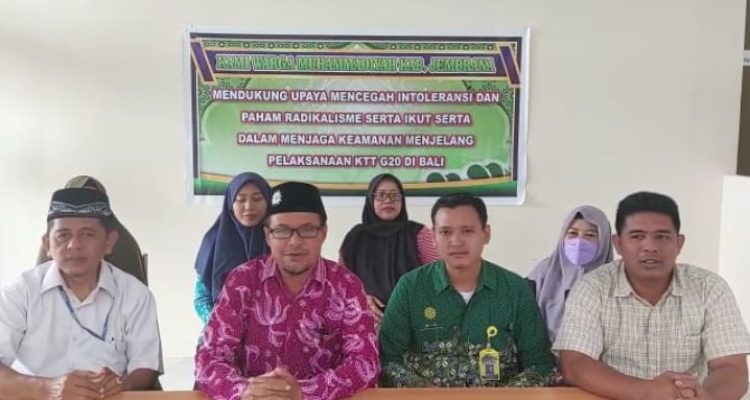 Ket poto: Ketua Muhammadiyah Kabupaten Jembrana Edi Susilo Ket poto: Ketua Muhammadiyah Kabupaten Jembrana Edi Susilo