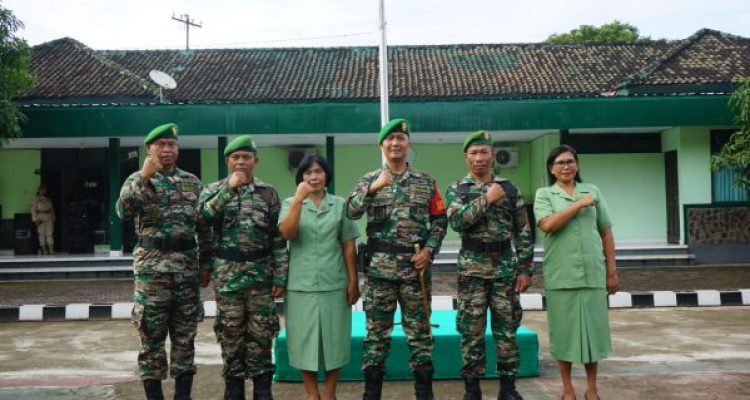 78f59eef 8e28 4065 B1c2 3d0e2c190ee5