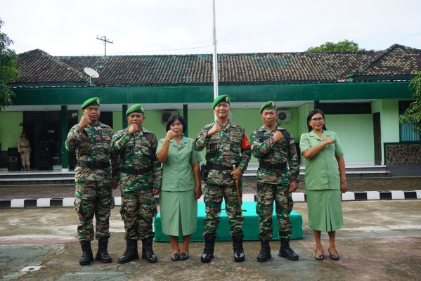 78f59eef 8e28 4065 B1c2 3d0e2c190ee5