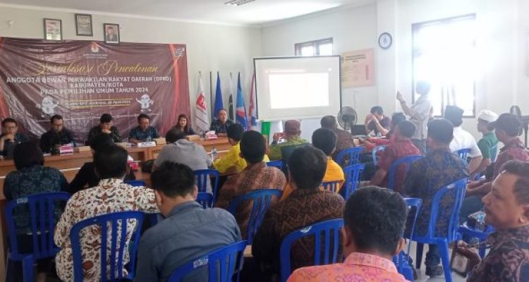 Ket poto: Rapat sosialisasi pencalonan anggota DPRD Jembrana Ket poto: Rapat sosialisasi pencalonan anggota DPRD Jembrana