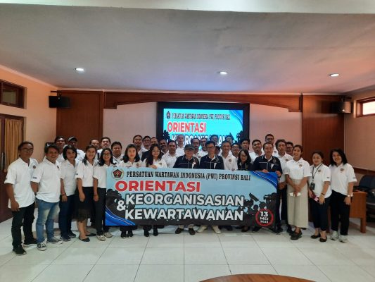 Ket poto: 31 orang calon anggota PWI Bali ikuti OKK