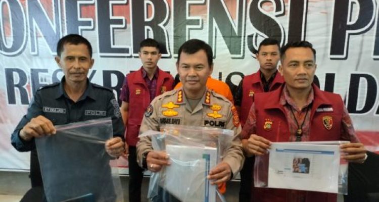 Ket poto: Konfrensi pers kasus video wik-wik di Polda Bali