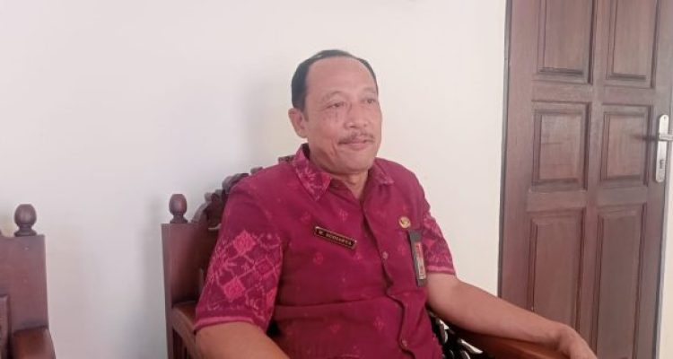 Ket poto: Kepala Sekolah SMAN 2 Negara I Wayan Sudiarta Ket poto: Kepala Sekolah SMAN 2 Negara I Wayan Sudiarta