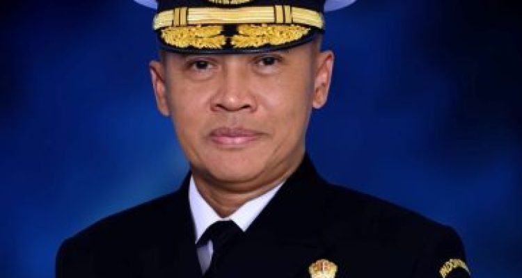 Ket poto: Kapuspen TNI Laksda TNI Julius Widjojono Ket poto: Kapuspen TNI Laksda TNI Julius Widjojono