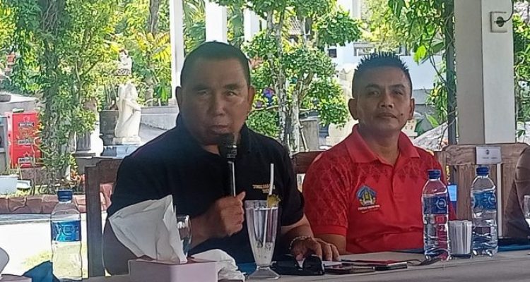 Ket poto: Bupati Jembrana I Nengah Tamba bersama Wakil Bupati Jembrana I Gede Ngurah Patriana Krisna Ket poto: Bupati Jembrana I Nengah Tamba bersama Wakil Bupati Jembrana I Gede Ngurah Patriana Krisna