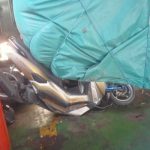 Ket poto: salah satu sepeda motor penumpang kapal ditimpa truk roboh Ket poto: salah satu sepeda motor penumpang kapal ditimpa truk roboh