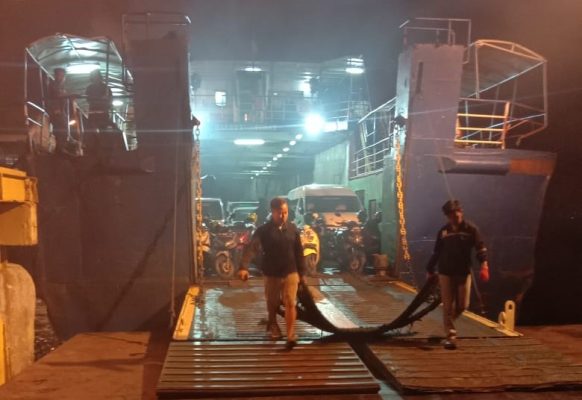 Ket poto: KMP Gerbang Samudra 2