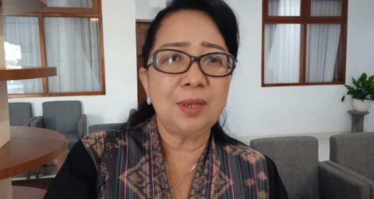 Ketua DPRD Kabupaten Jembrana, Ni Made Sri Sutarmi