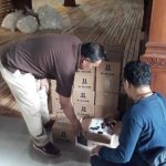 Ket poto: Ketua Bawaslu Kabupaten Jembrana, I Made Widiastra cek tinta pemilu yang bocor Ket poto: Ketua Bawaslu Kabupaten Jembrana, I Made Widiastra cek tinta pemilu yang bocor