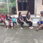 Ket poto: Tim kesehatan telah melakukan penelusuran dan memberikan VAR warga yang tergigit anjing positif rabies