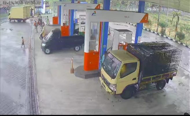 Ket poto: gambar CCTV SPBU Pulukan