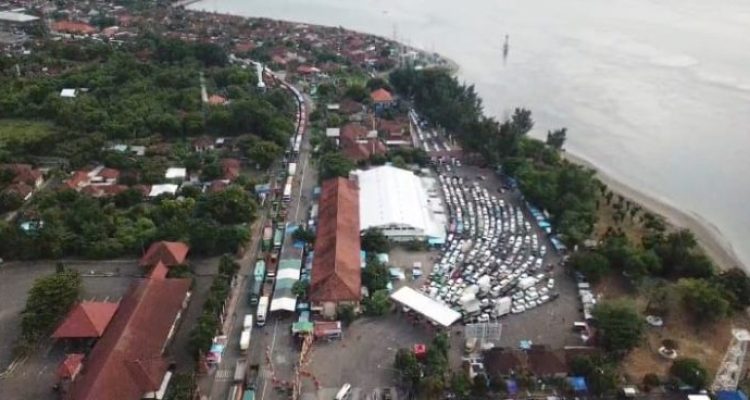Whatsapp Image 2024 04 07 At 20.53.08 Ket poto: pantauan drone dari atas Pelabuhan Gilimanuk
