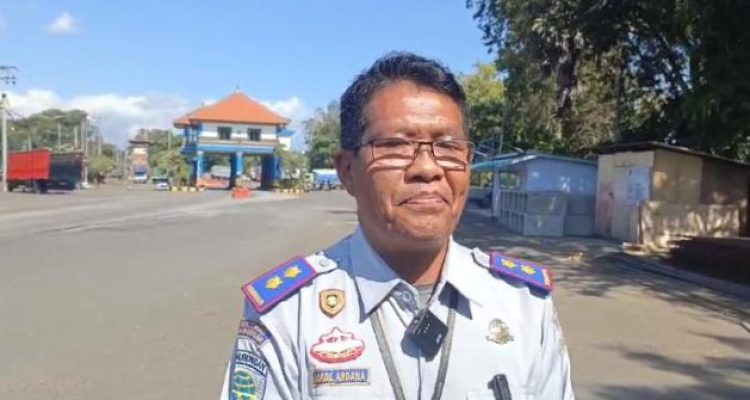 Ket poto: Koordinator Satuan Pelayanan (Korsatpel) UPPKB Cekik Made Ardana Ket poto: Koordinator Satuan Pelayanan (Korsatpel) UPPKB Cekik Made Ardana