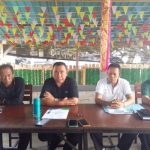 Ket poto: Bupati Jembrana tanggapi surat pengunduran diri wakil bupati dalam jumpa pers