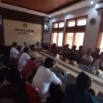 Ket poto: Perwakilan warga Melaya diterima langsung Kadis PUPRPKP Jembrana