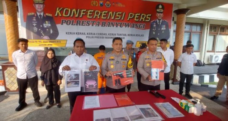 Ket poto: pengungkapan kasus penodongan pistol terhadap juru parkir di Banyuwangi