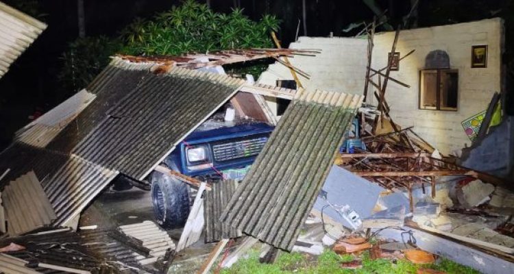 Ket poto: Kondisi rumah korban Banjar Tibu Sambi, Desa Yehembang Kangin, Kecamatan Mendoyo, Jembrana