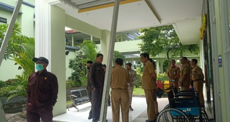 Ket poto: Saat Komisi III DPRD Jembrana melakukan sidak ke RSU Negara