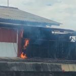 Ket poto: Kondisi gudang Cafe Gula-Gula terbakar