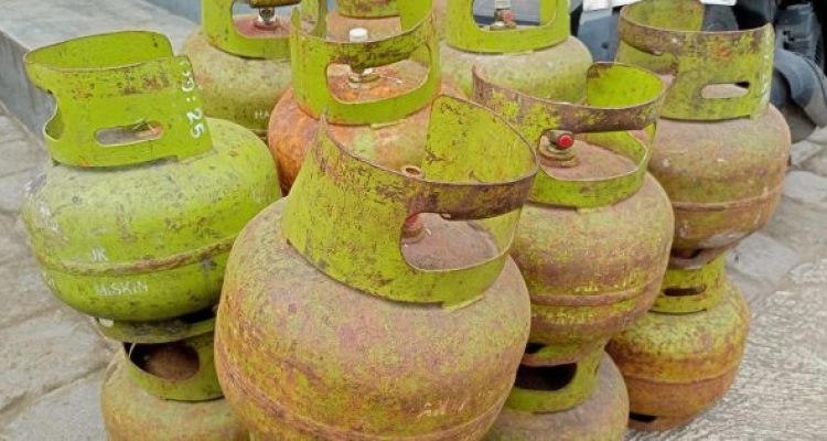Ket poto: Salah satu tabung gas 3 kilo yang berada di pengecer