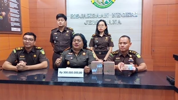 Ket poto: Jumpa pers kasus korupsi LPD Yehembang Kauh