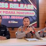 Ket poto: Kapolres Jembrna mengadakan jumpapers pengamanan arus muudik saat menjelang hari Raya Nyepi