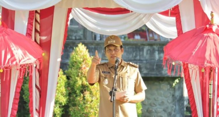 Ket poto: Bupati Jembrana I Made Kembang Hartawan