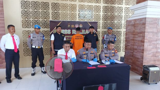 Ket Poto: Polres Jembrana ungkap kasus pencurian barang elektronika di pura