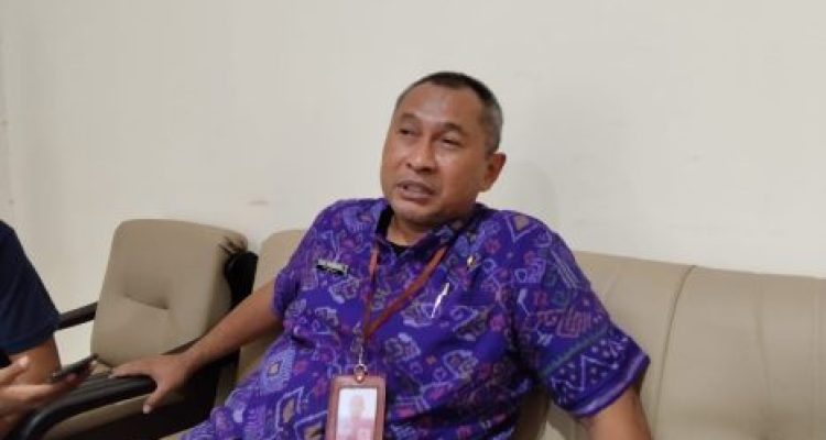 Ket poto: Kepala Bidang Penempatan, Pelatihan Produktivitas, dan Transmigrasi Disnakerprin Jembrana, I Putu Agus Arimbawa Ket poto: Kepala Bidang Penempatan, Pelatihan Produktivitas, dan Transmigrasi Disnakerprin Jembrana, I Putu Agus Arimbawa