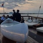 Ket poto: Para delegasi Itop sunset dinner di atas kapal Phinisi Cruise Ket poto: Para delegasi Itop sunset dinner di atas kapal Phinisi Cruise