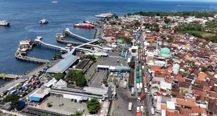 Ket poto: Pelabuhan Ketapang, Banyuwangi