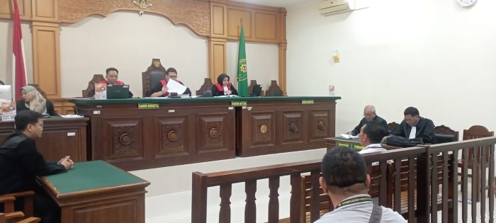 Ket poto: Suasana sidang kedua kasus pencemaran nama baik di PN Negara