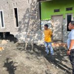 Ket poto: Kondisi rumah warga setelah diterjang gelombang tinggi di Banjar Pebuahan Ket poto: Kondisi rumah warga setelah diterjang gelombang tinggi di Banjar Pebuahan