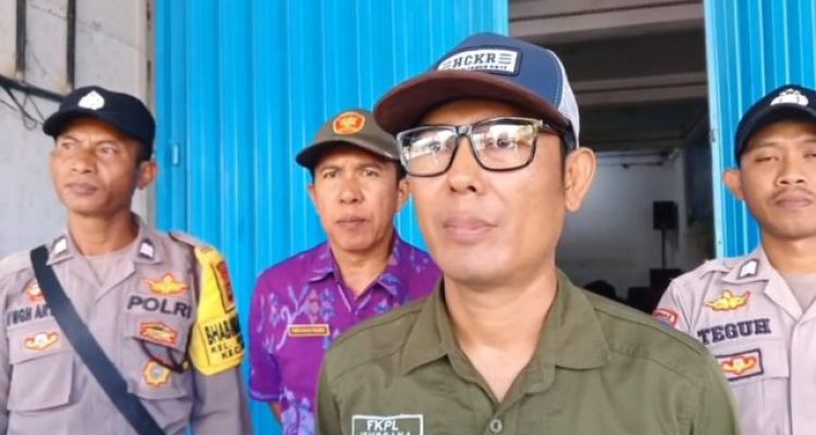 Ket poto: Lurah Gilimanuk, Ida Bagus Tony Wirahadikusuma Ket poto: Lurah Gilimanuk, Ida Bagus Tony Wirahadikusuma