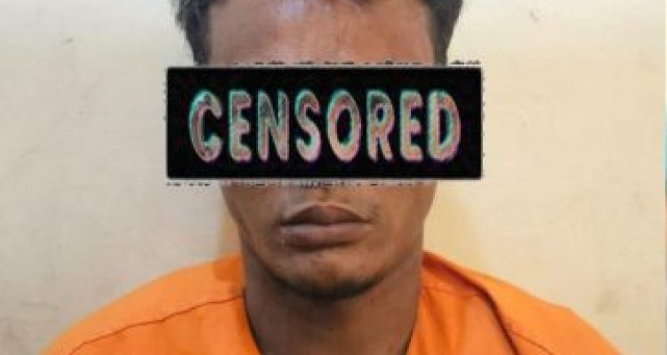 Ket poto: Pelaku pencurian tas di dalam mobil