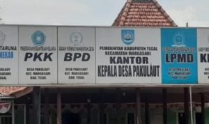Ket poto: Kantor Desa Pakulaut