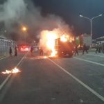 Ket poto: Kondisi truk bermuatan rongsokan terbakar di areal Pelabuhan Gilimanuk