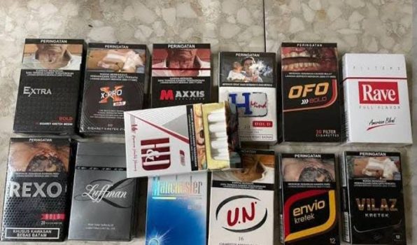 Ket poto: beberapa jenis rokok ilegal