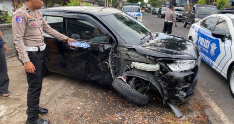 Ket poto: Kondisi salah satu kendaraan yang terlibat kecelakaan di Kecamatan Mendoyo