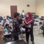 Ket poto: Korban dan pelaku saling memaafkan di Kantor Desa Melaya