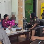 Ket poto: Kejari Jembrana melakukan diversi anak berhadapan dengan hukum dalam perkara tindak pidana pencurian emas yang dilakukan D (13) asal dari Kecamatan Jembrana.