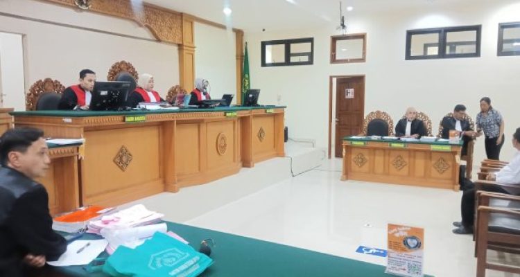 Ket poto: Persidangan pencemaran nama baik di PN Negara Ket poto: Persidangan pencemaran nama baik di PN Negara