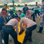 Ket poto: Tim Gabungan evakuasi jenazah yang ditemukan di Perairan Pebuhana